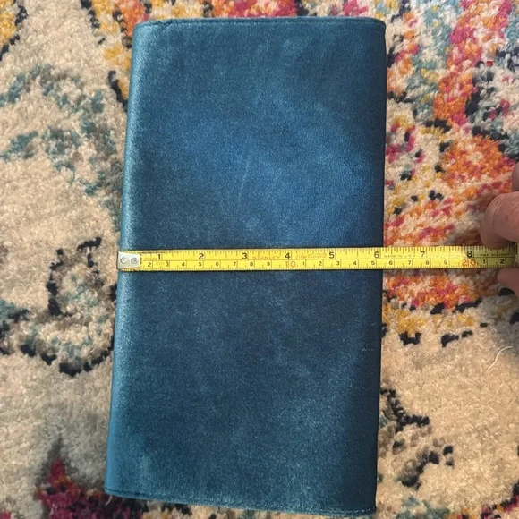 Lilly Pulitzer Velvet Clutch with Gold Bamboo closure - Picture 6 of 7